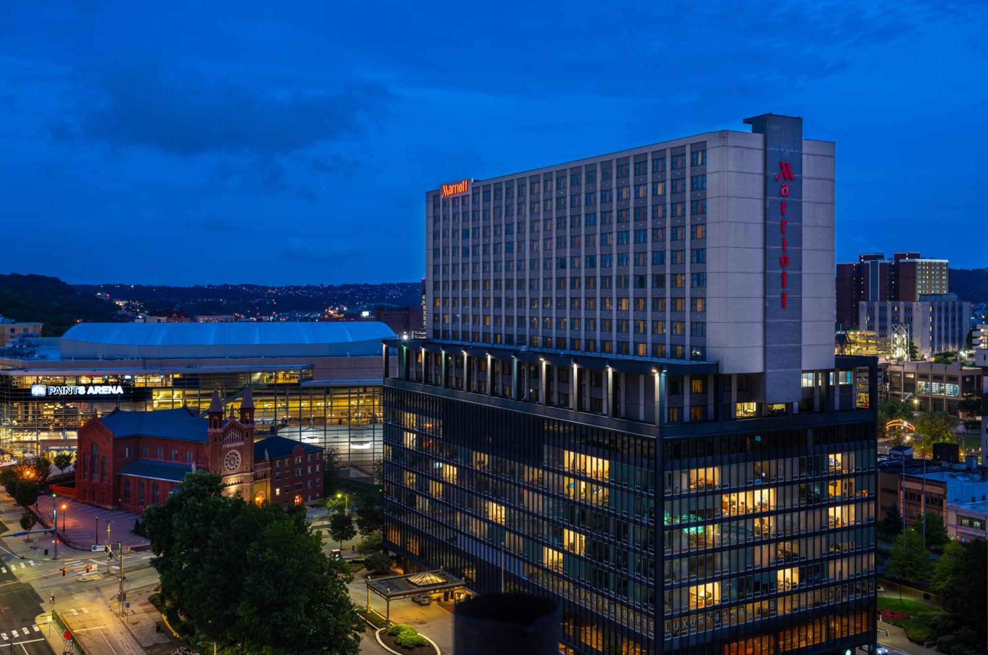 Pittsburgh Marriott City Center Hotel Exterior photo